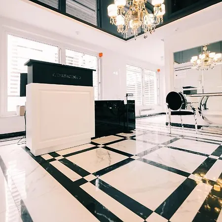 Apartment Silver Box *